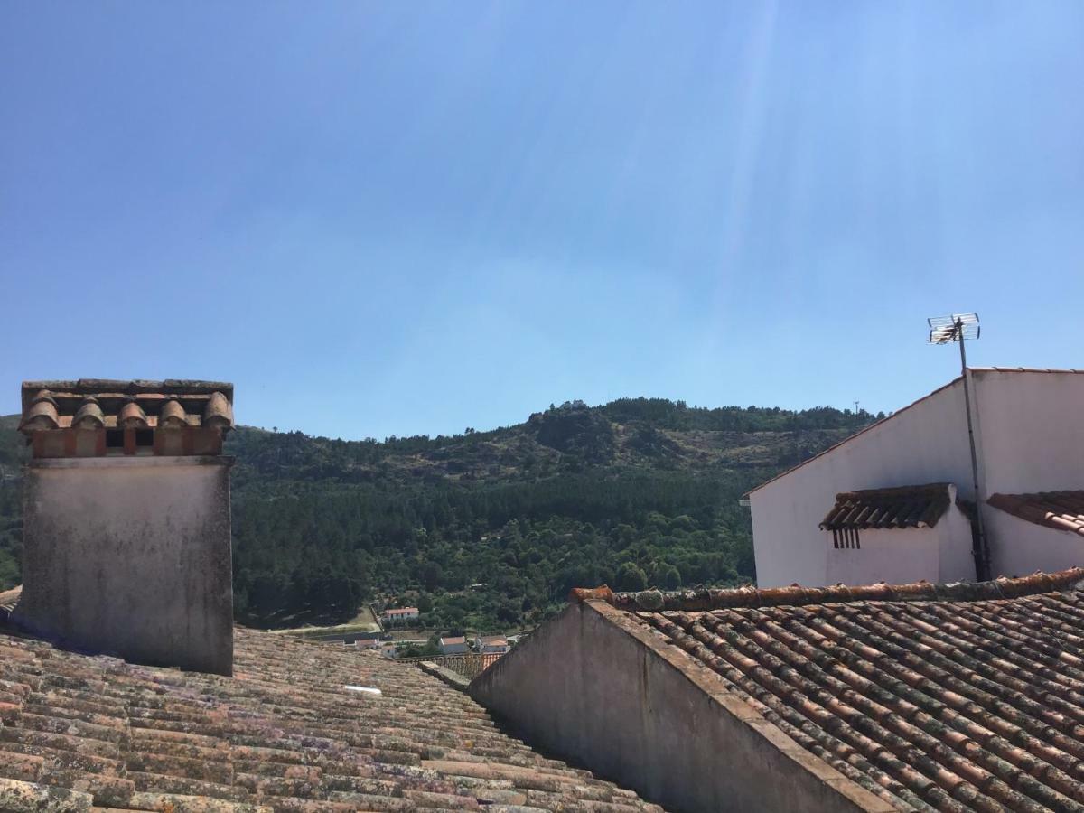 Апартаменти Casa Cardinho - A Sua Casa No Alentejo Каштелу-де-Віде Екстер'єр фото